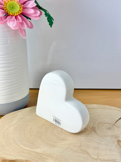 Robin Forget me Not standing ceramic heart