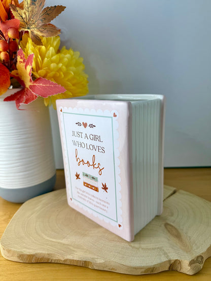 Cosy Chapter Decorateive Vase - Just a girl who loves books