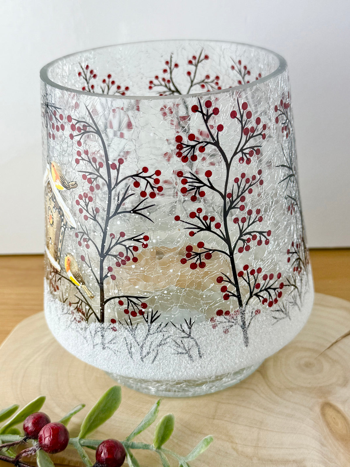 Christmas Robin Crackled Glass Hurricane Vase